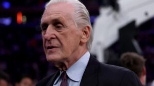 Pat Riley’s Un geste stupéfiant met la NBA en émoi 2026