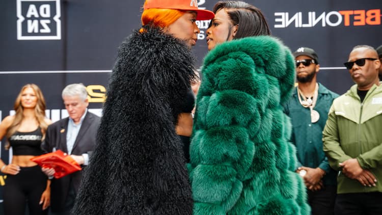 Claressa Shields contre Franchon Crews-Dezurn