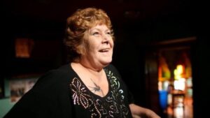 Dolores Keane Cause du décès Autopsie Un rapport provoque choc et larmes Dans le monde entier ce soir 2026