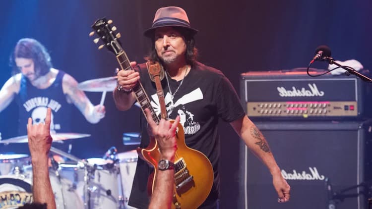 Phil Campbell