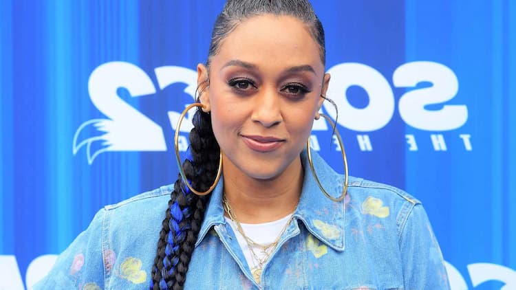 Tia Mowry