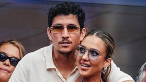 Jessica Alba La visite d’un petit ami à Mexico provoque la panique sur Internet 2026