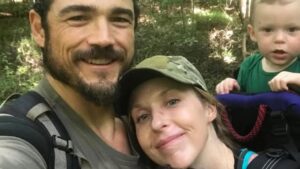 Joe Kent Épouse décès choque le pays : Une perte tragique plonge une famille dans un chagrin déchirant 2026