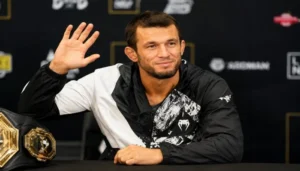 À quelle heure combat Usman Nurmagomedov Valeur nette Âge